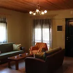 Lefter's Cottege * Néa Iráklia