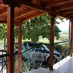 Lefter's Cottege Casa de Férias *