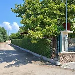 Lefter's Cottege Casa de Férias Néa Iráklia