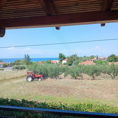 Holiday home Lefter's Cottege Nea Iraklia