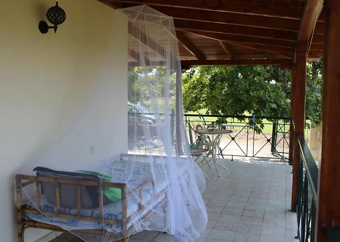 Holiday home Lefter's Cottege Nea Iraklia